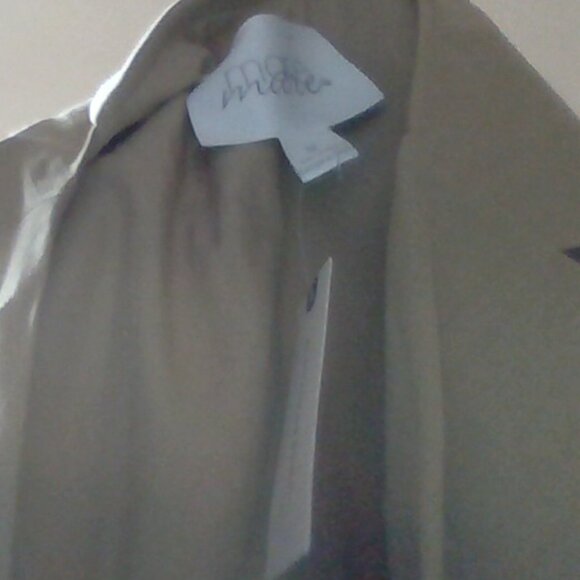 Brand New Mare Mare Sleeveless Tie Wrap Blouse - Picture 6 of 7